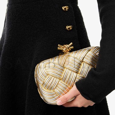 BOTTEGA VENETA SIGNATURE-KNOT INTRECCIO LEATHER CLUTCH BAG 804532V4Q318029 (19*11.5*5cm)